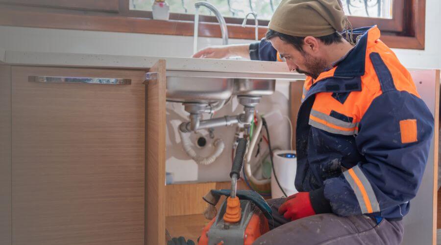 Professional sink repair in Bloomington, CA